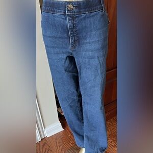 Lee Jeans, 24W Long, Flex Motion, Regular fit, straight leg, mid rise, like new